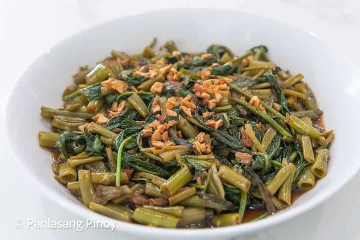 adobong kangkong