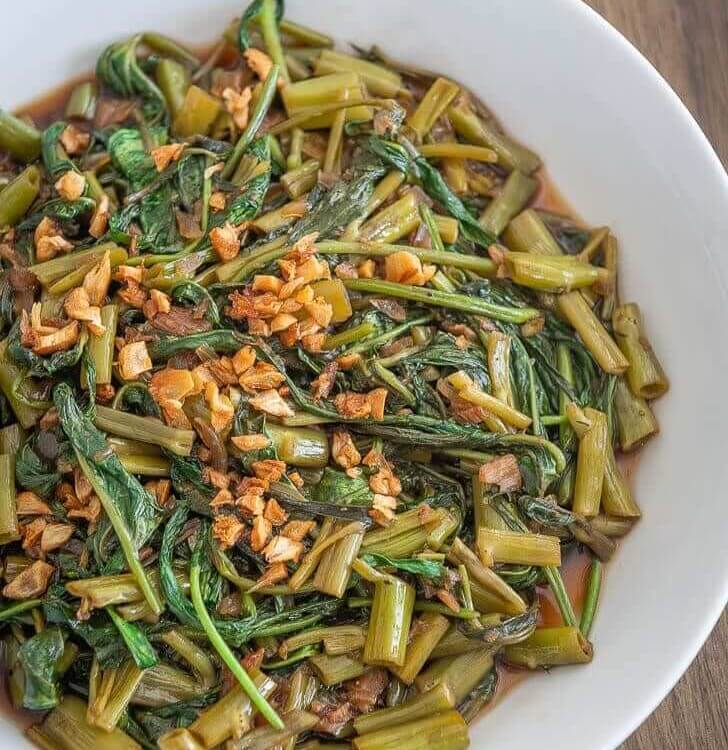 how to cook adobong kangkong