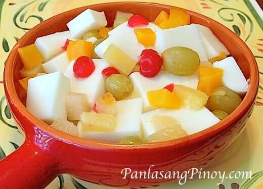 Almond Jelly with Fruits