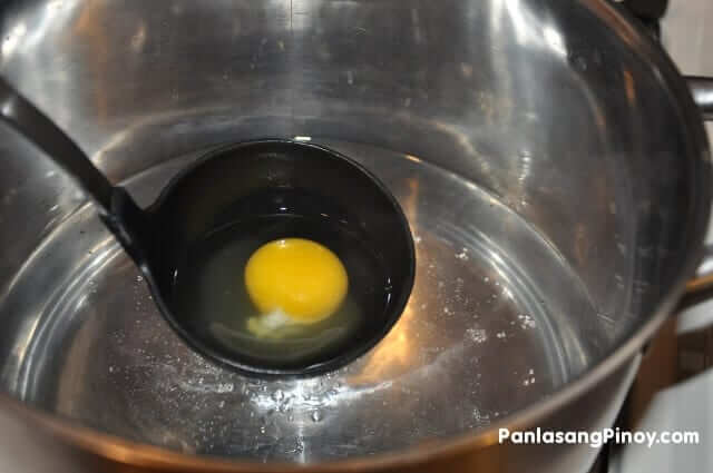 Poaching-Eggs-