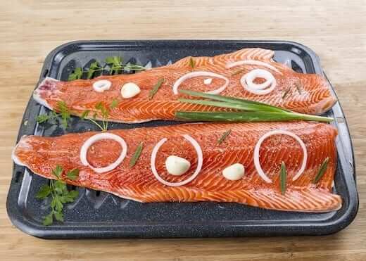 How-long-do-you-bake-salmon