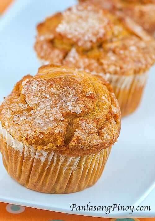 Easy Small Batch Pumpkin Muffins | Recipe by Leigh Anne Wilkes