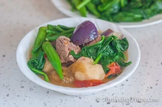 Beef Sinigang sa Kamias (Sinigang na Baka) - Panlasang Pinoy