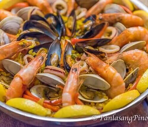 lave et eksperiment Samarbejdsvillig Lækker Seafood Paella Recipe - Panlasang Pinoy