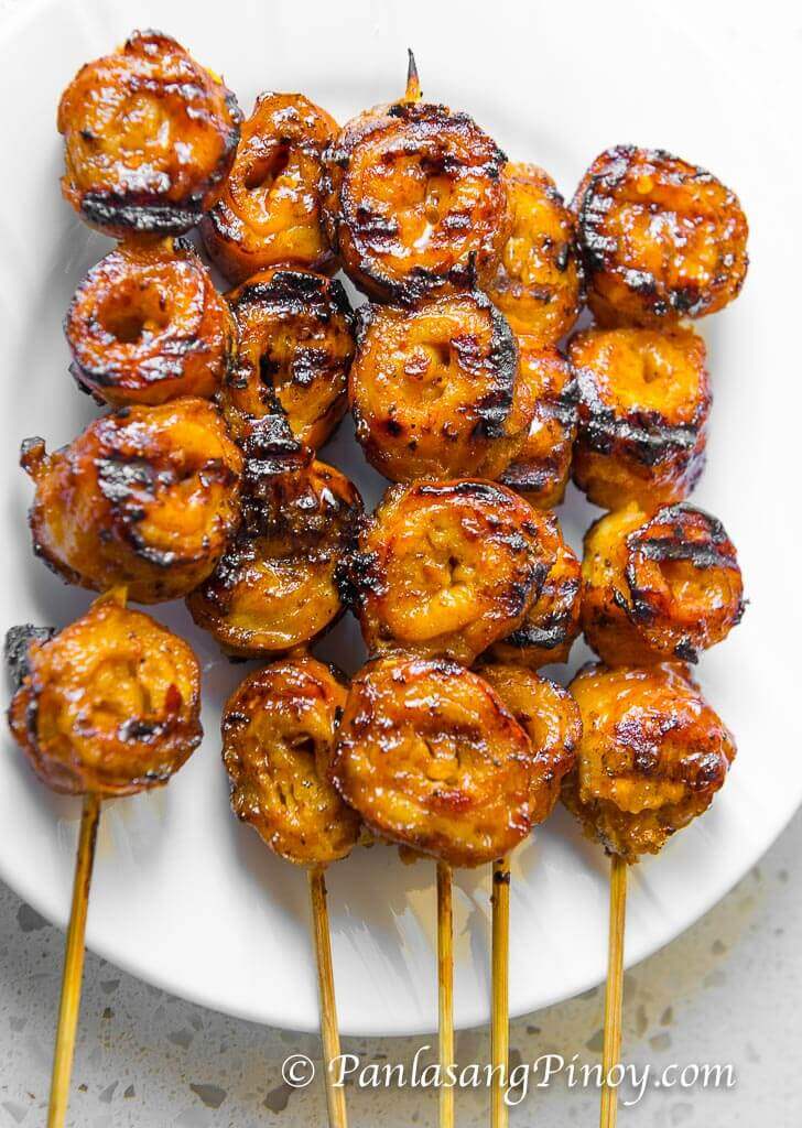 Inihaw na isaw ng baboy grillowane grillowane jelita wieprzowe