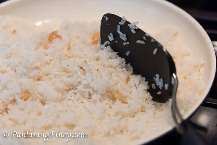 Cooking Filipino Sinangag Garlic Fried Rice_