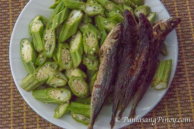 Sliced Okra and Crispy Fried Galunggong