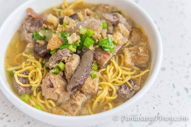 la paz batchoy noodle soup