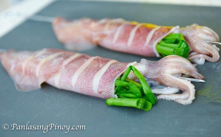 https://panlasangpinoy.com/wp-content/uploads/2016/09/Stuffed-Squid-in-a-Metal-Skewer.jpg