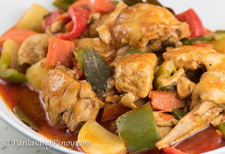 How to Cook Filipino Chicken Afritada with Bell Pepper