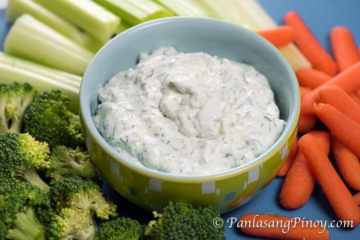 How to Make Creamy Dill Dip