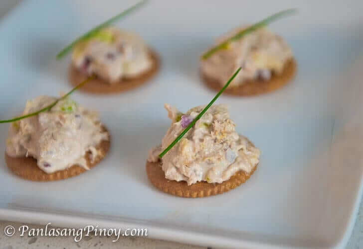 How to Make Tuna Salad Crackers