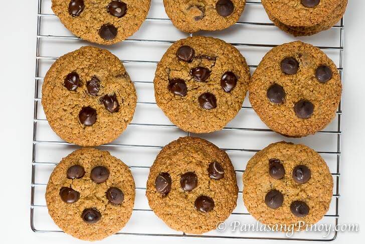 Oat Bran Choco Chip Cookies