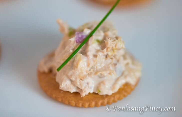 Tuna Salad Over Crackers