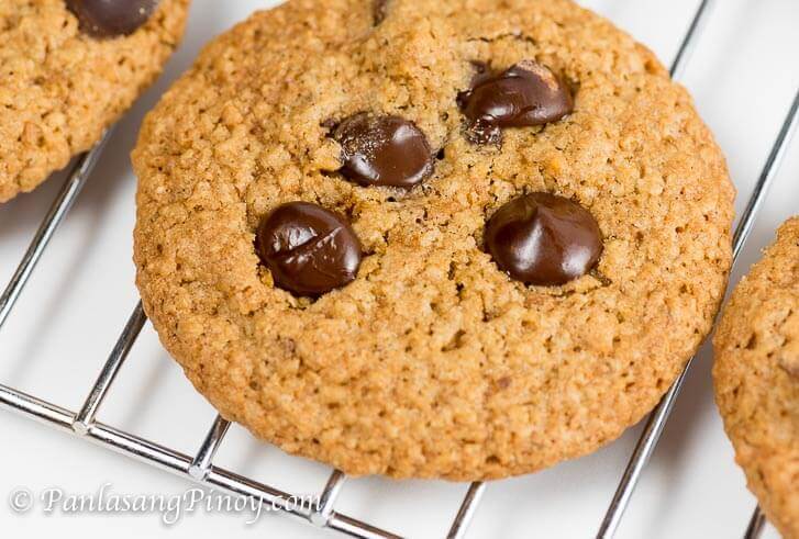 Yummy Oat Bran Chocolate Chip Cookie Recipe