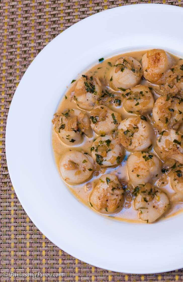 Seared Scallops in Herbed Butter Sauce