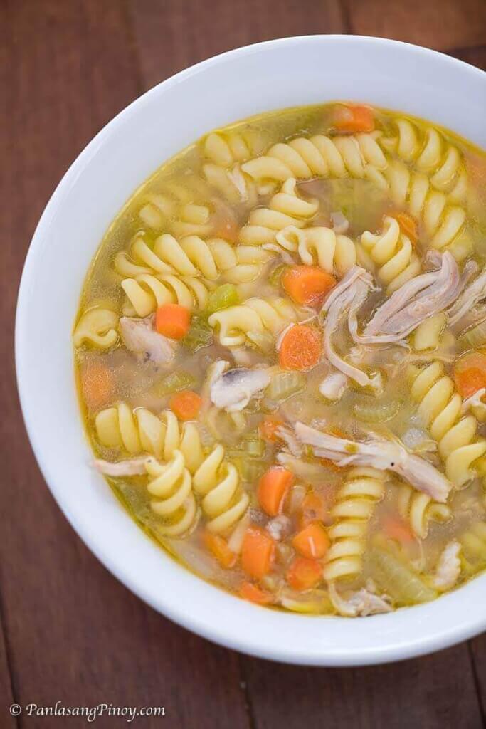 Simple Chicken Noodle Soup Recipe - Panlasang Pinoy