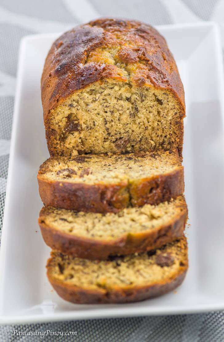 moist banana bread with raisins recipe