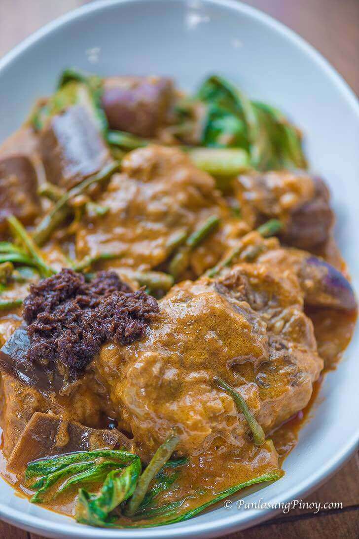 kare kare oxtail