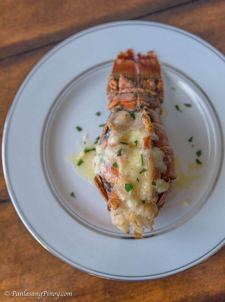 Broiled Lobster Tail with Lemon Butter Sauce Recipe