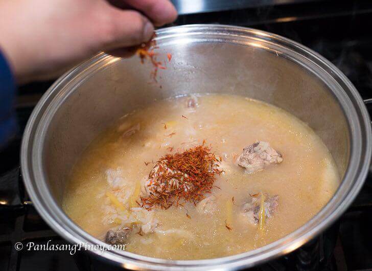 kasubha makes the color of chicken arroz caldo yellowish