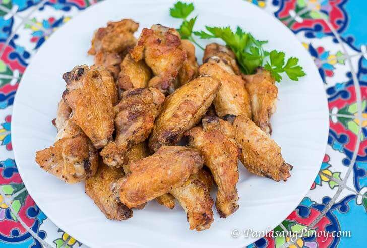 https://panlasangpinoy.com/wp-content/uploads/2018/07/crispy-baked-chicken-wings-1.jpg