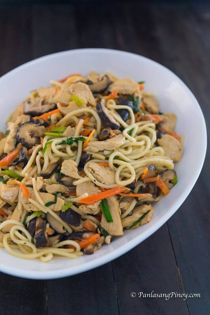 How to Cook Longevity Noodles with Chicken and Mushroom