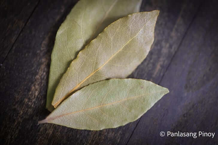 What Are Bay Leaves?