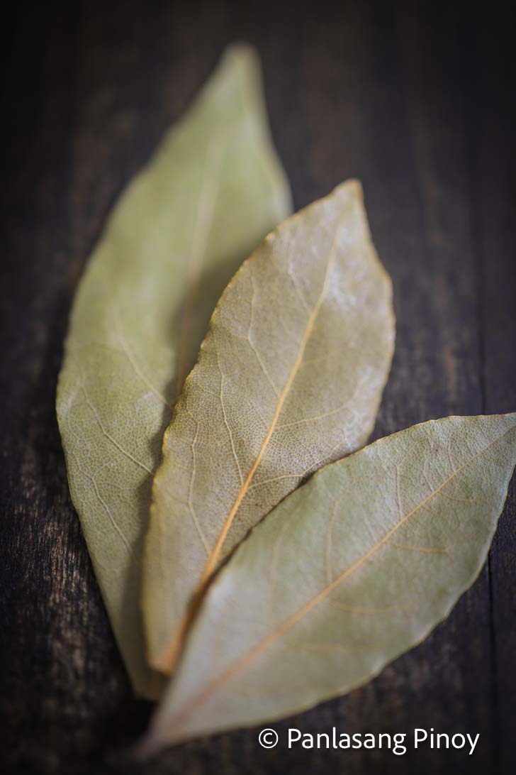 Can you eat bay leaves