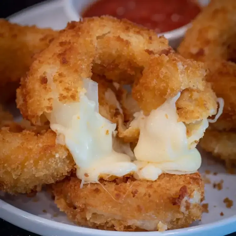 Cheesy Onion Rings