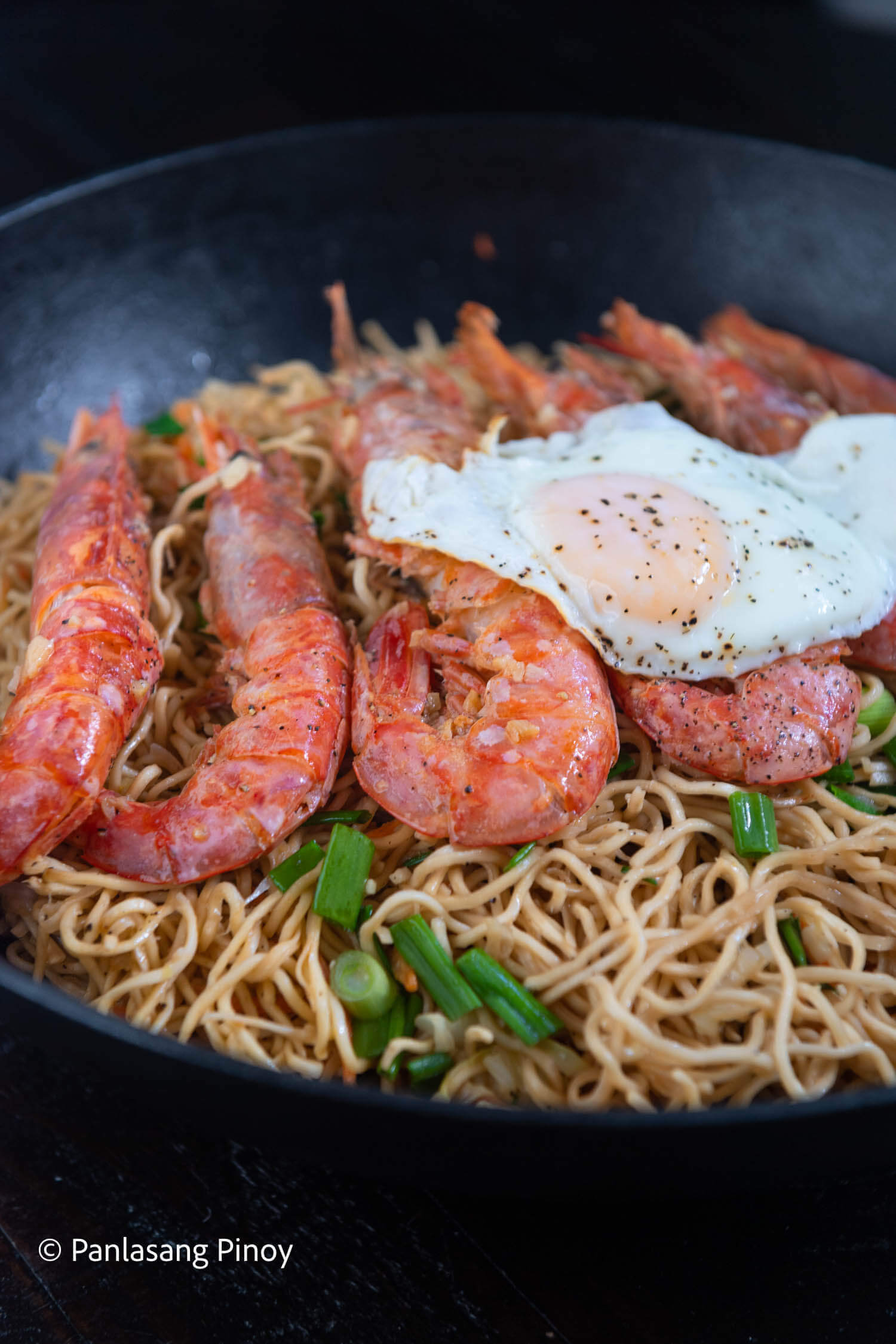 Garlic Shrimp with Noodles