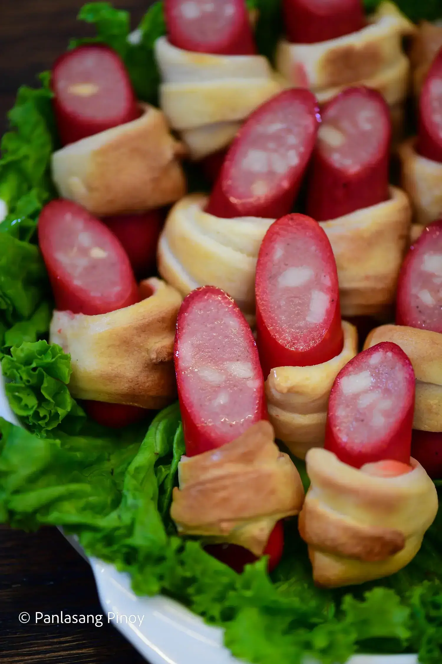 Idol bites a cheese dog in a blanket recipe