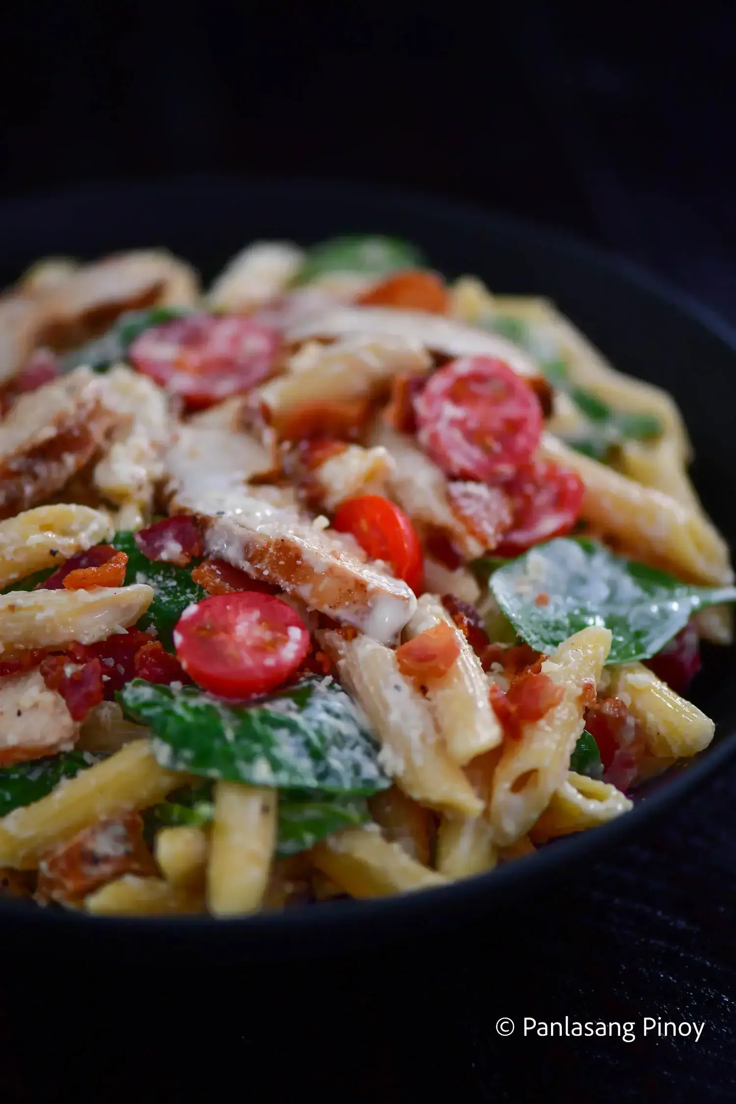 creamy chicken pasta with bacon_