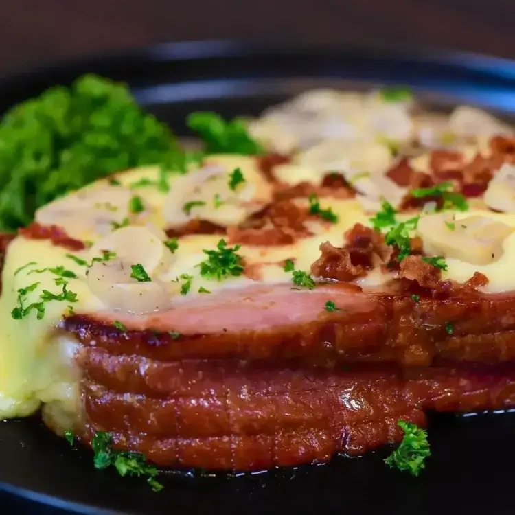 cheesy ham steak with bacon and mushroom recipe