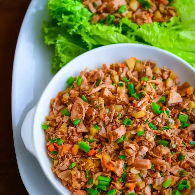 chicken lettuce wrap