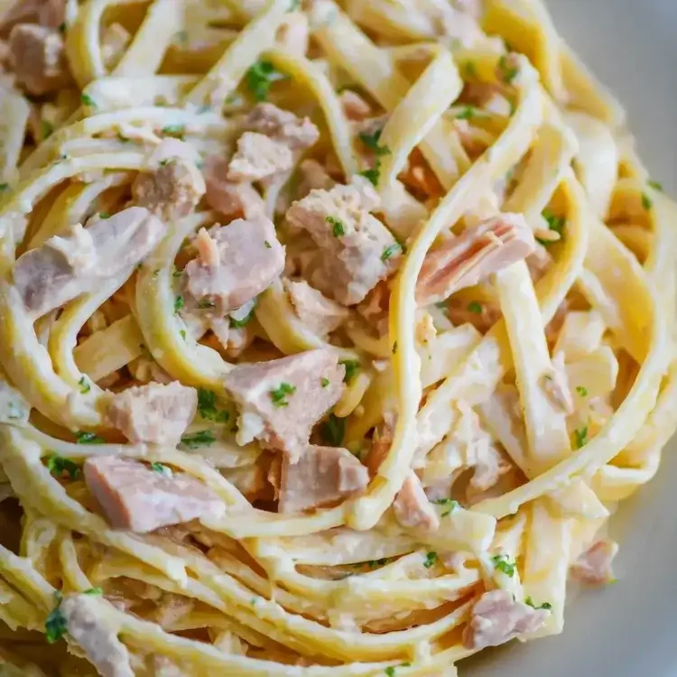 Filipino Chicken Pasta Alfredo - Panlasang Pinoy