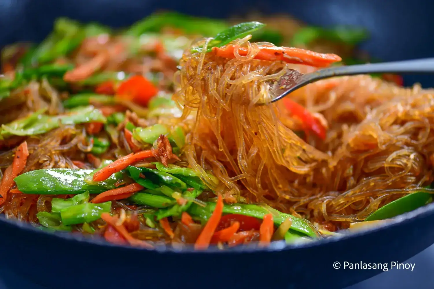 How to Cook Sotanghon Guisado - Panlasang Pinoy