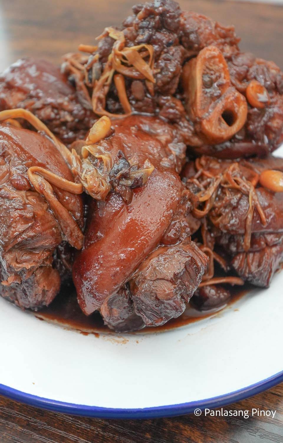 Humba with star anise and peanuts