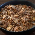 Garlic pepper beef with mushroom