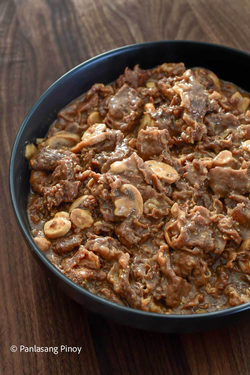 Saucy garlic pepper beef