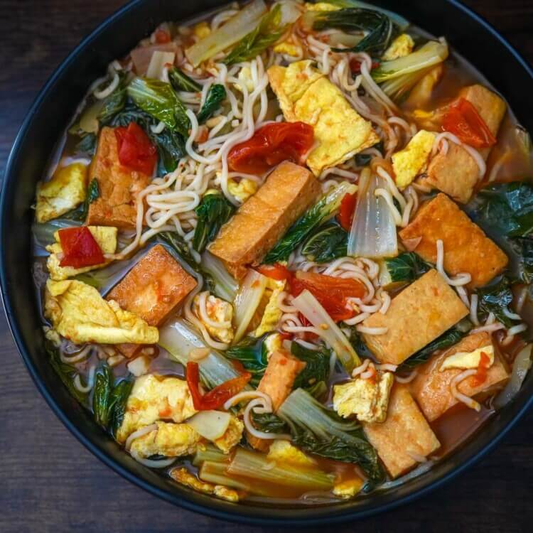 Curry Noodle Soup with Tofu and Egg