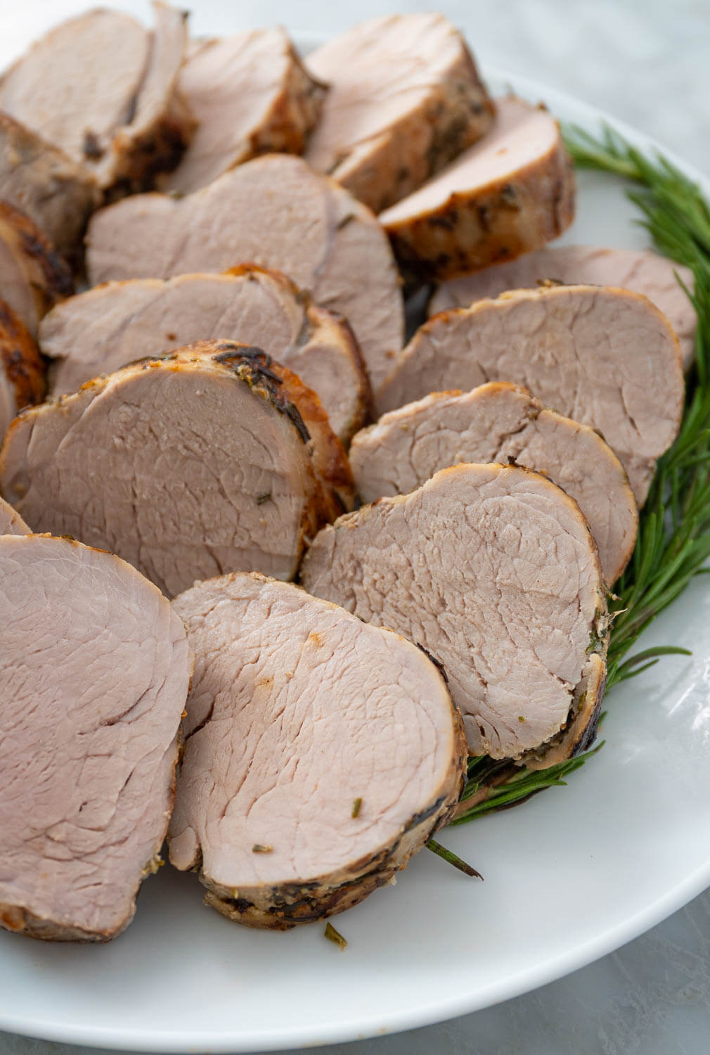 Pork tenderloin with rosemary and garlic recipe