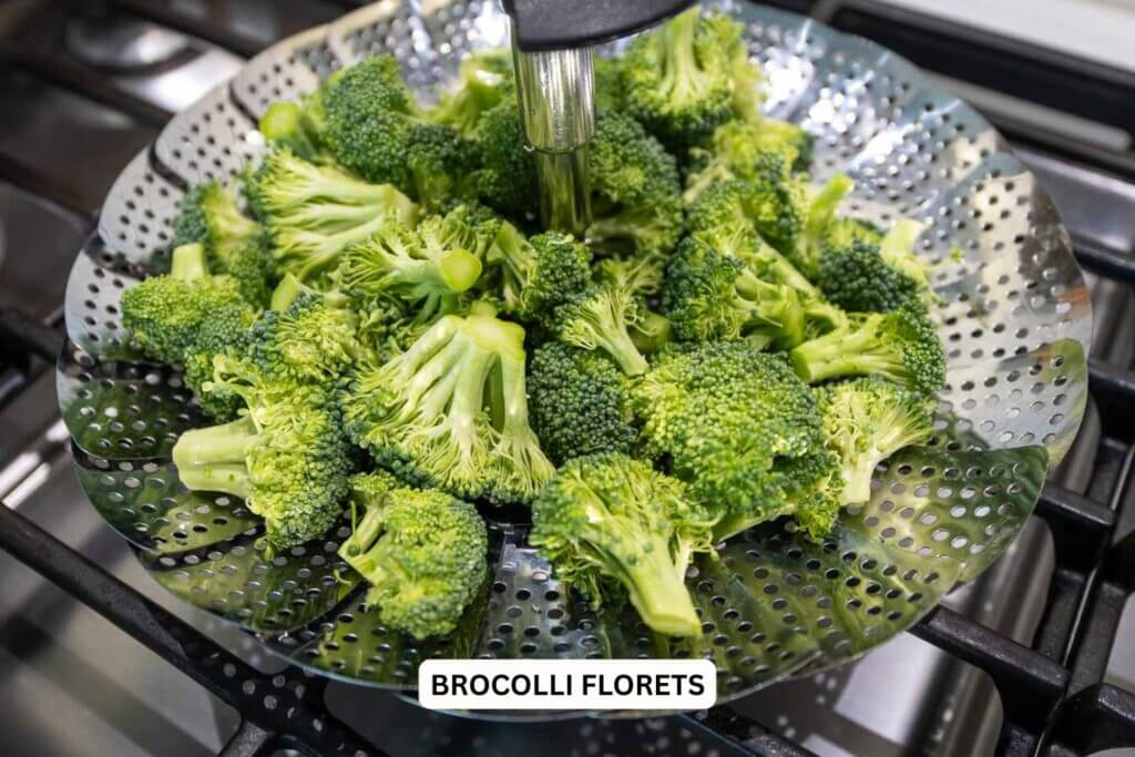 Steamed broccoli ingredient 1