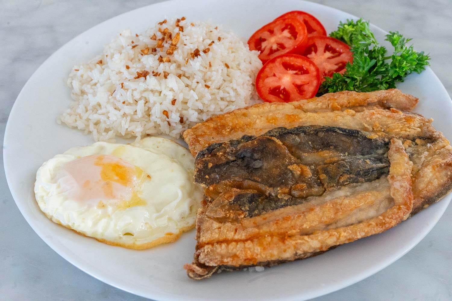 Bangus Sinangag at Itlog