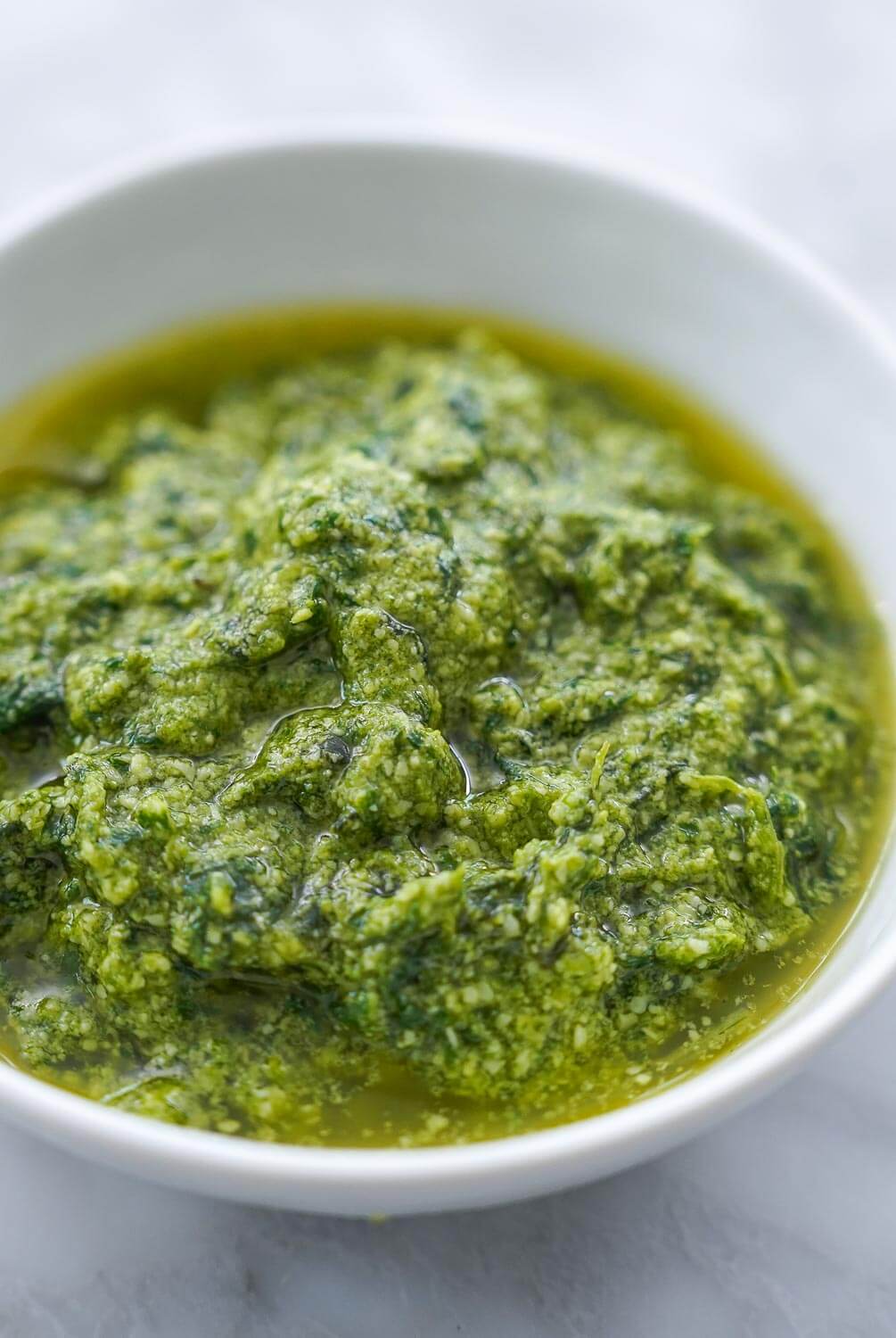 How to mnake basil pesto