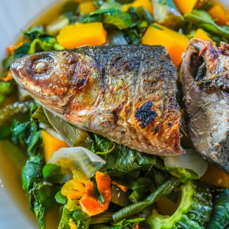 Dinengdeng boiled vegetables