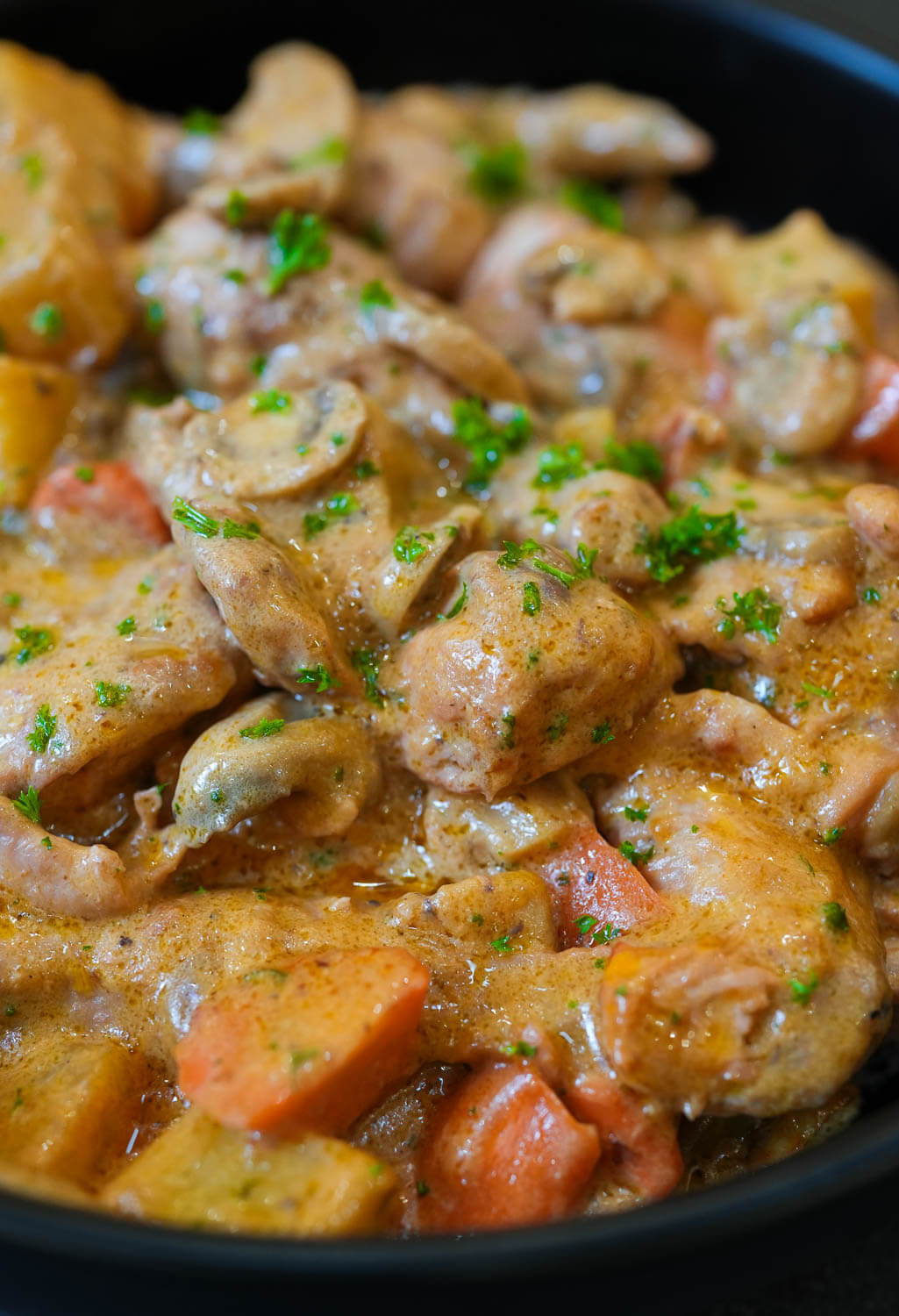 How To Cook Creamy Chicken Afritada